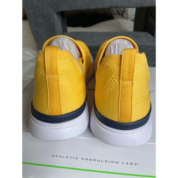 APL TechLoom Breeze Marigold Midnight Sneaker - Picture 3 of 6